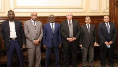 المسار نيوز د. جبريل إبراهيم يلتقي وزير الزراعة واستصلاح الأراضي المصري، بحث الجانبان سبل تعزيز التعاون بين البلدين في مجال التدريب وبناء القدرات والاستثمار الزراعي.