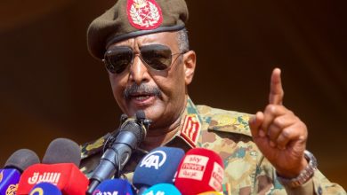 المسار نيوز إفتتاحية<br>فولكر .. التحدي والتهديد بعنجهيةٍ أباطرة الأزمنة الغابرة :<br>( الأمم المتحدة هي التي تحدد تجديد ولايتي من عدمها ، ونعرف جيداً مصدر الحملة ضدنا ومن يقفون وراها )