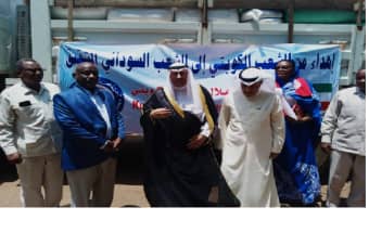 المسار نيوز الكويت تقدم قافلة من مساعدات لعدد (900) أسرة بالجزيرة