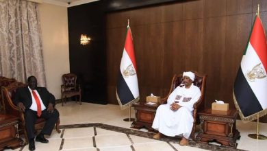 المسار نيوز البرهان يناقش مع مستشار سلفا كير عدد من القضايا المشتركة