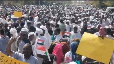 المسار نيوز حشود ضخمة في مواكب الكرامة ضد التدخل الأجنبي