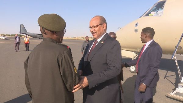 إبراهيم جابر يعود للبلاد بعد جولة لعدد من دول الإيقاد 1 المسار نيوز إبراهيم جابر يعود للبلاد بعد جولة لعدد من دول الإيقاد