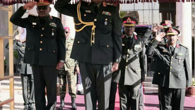 المسار نيوز القائد العام يشرف تخريج دورتي الدفاع الوطني والحرب العليا بأكاديمية نميري