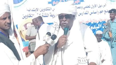 المسار نيوز والي نهر النيل يكرم الرعيل الأول من المعلمين بمنطقة الباوقة