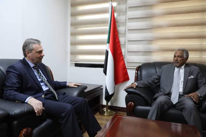 وكيل الخارجية يلتقي السفير الروسي بمناسبة إنتهاء فترة عمله 1 المسار نيوز وكيل الخارجية يلتقي السفير الروسي بمناسبة إنتهاء فترة عمله