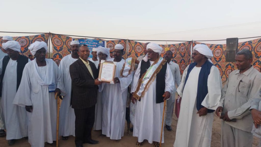 والي نهر النيل يخاطب احتفال صعود فريق الاتبراوي ويثمن مجاهدات ابناء الاتبراوي ويؤكد انحيازه لهم 1 المسار نيوز والي نهر النيل يخاطب احتفال صعود فريق الاتبراوي ويثمن مجاهدات ابناء الاتبراوي ويؤكد انحيازه لهم