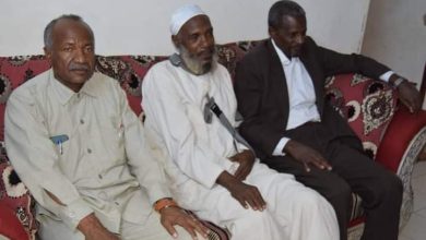 المسار نيوز قريب الله يطمأن على صحة مُعلم تعرض لحادثة نهب