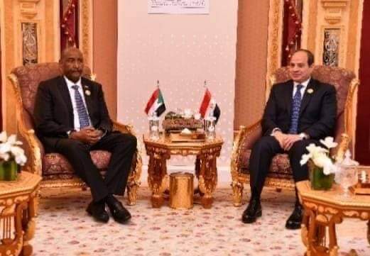 عاجل رئيس مجلس السيادة والرئيس المصري يبحثان مجمل تطورات الاوضاع في السودان والعلاقات الثنائية بين البلدين 1 المسار نيوز عاجل رئيس مجلس السيادة والرئيس المصري يبحثان مجمل تطورات الاوضاع في السودان والعلاقات الثنائية بين البلدين