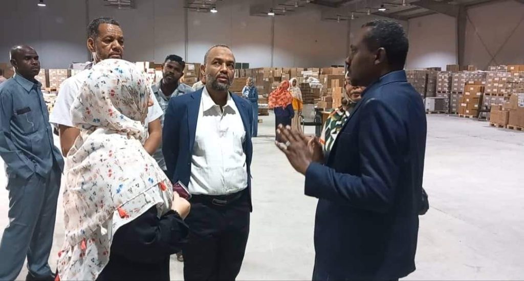 وزير الصحة يطمئن على الإمداد الدوائي لولاية البحر الأحمر 1 المسار نيوز وزير الصحة يطمئن على الإمداد الدوائي لولاية البحر الأحمر