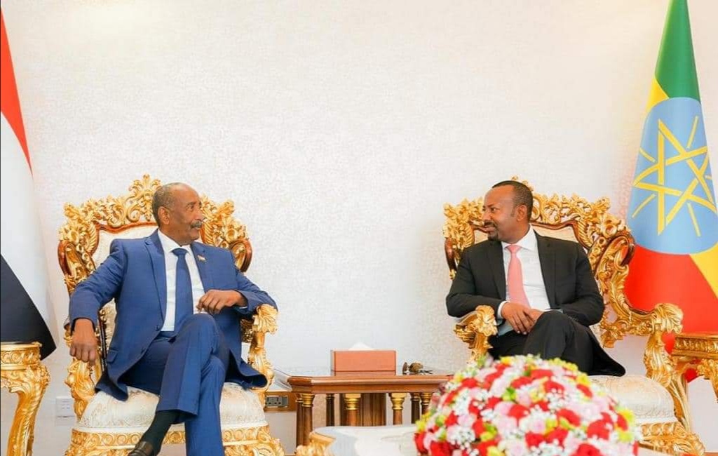 المسار نيوز البرهان يصل أديس أبابا ويلتقي برئيس الوزراء الإثيوبي