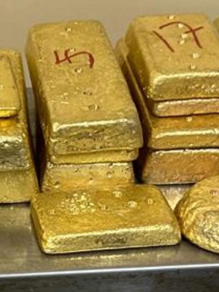 المسار نيوز الموارد المعدنية تعلن تصدير 1.4 طن من الذهب خلال شهر و380 كيلو جرام حصيلة يوم واحد
