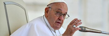 المسار نيوز بابا الفاتيكان يدعو إلى إنهاء الحرب في السودان
